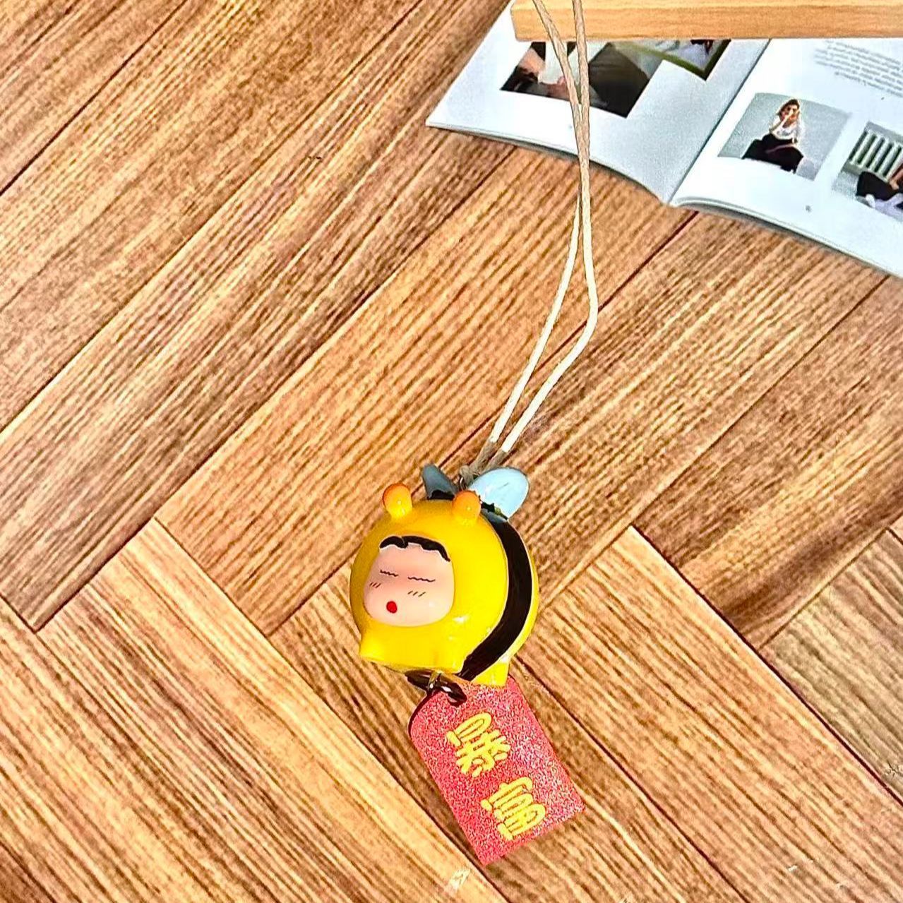 Crayon Shin-chan Bee Cosplay F - Tech Car Accessories ulasan dan harga